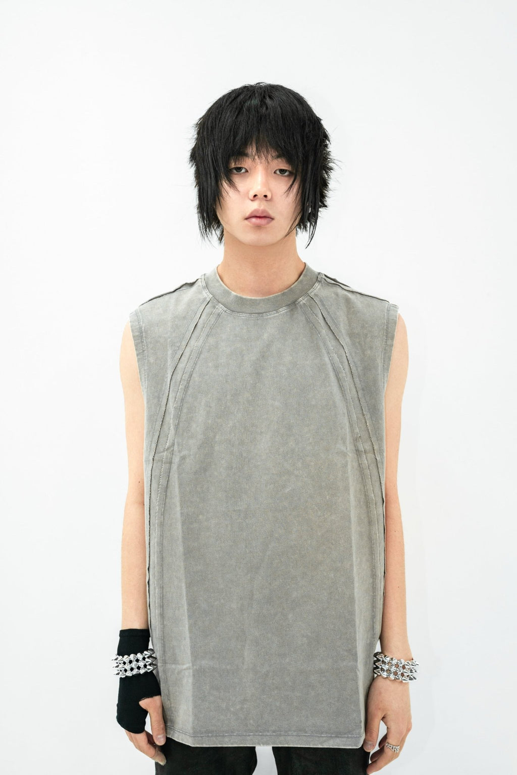 STRUCTURE TANK // 001 ASH - Fragile Base